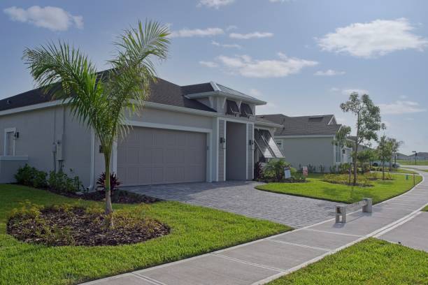 Best Local Driveway Pavers  in Palmyra, MO